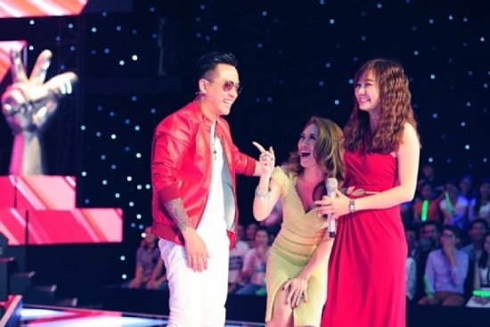 The Voice: Tuấn Hưng ‘đá đểu’ Mr. Đàm hay hứa hão - ảnh 2
