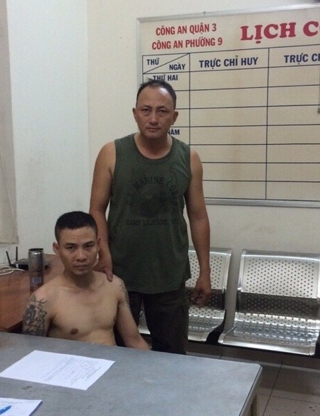 Bị truy đuổi, rút dao đâm người cướp xe tẩu thoát - ảnh 1