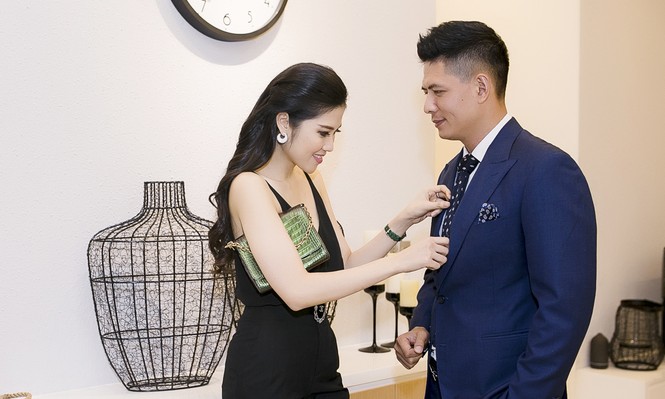 Đức Tuấn dắt tay siêu mẫu Thu Hằng đi dự tiệc - ảnh 7