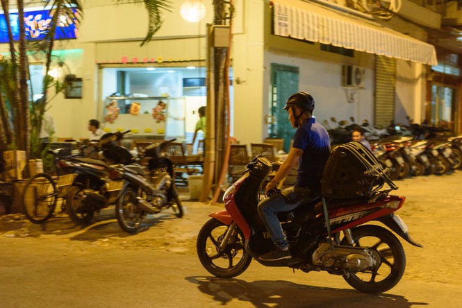 Chàng trai bán kẹo kéo gây chú ý tại Nhân tố bí ẩn - ảnh 6