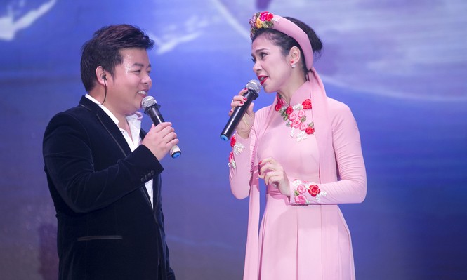 Việt Trinh bất ngờ khoe giọng hát bên Quang Lê - ảnh 8