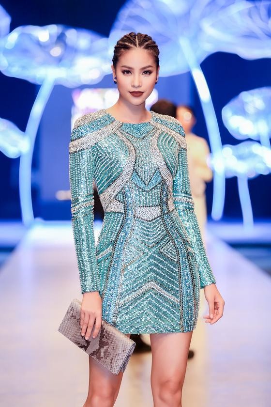hoa hậu thu thảo cá tính - ảnh 5