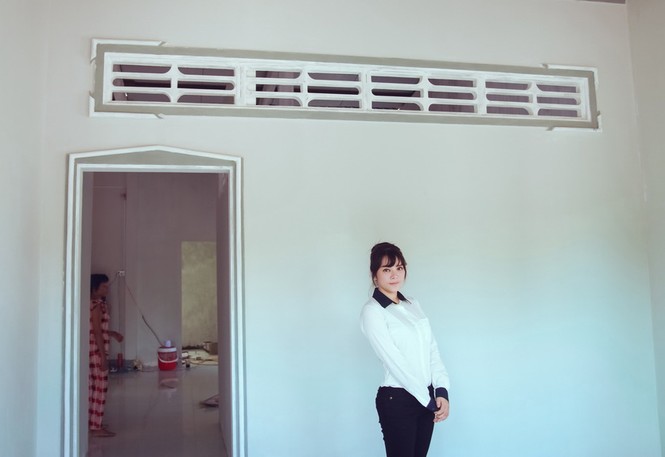 Lý Nhã Kỳ tài trợ 100 triệu xây nhà tình thương - ảnh 4