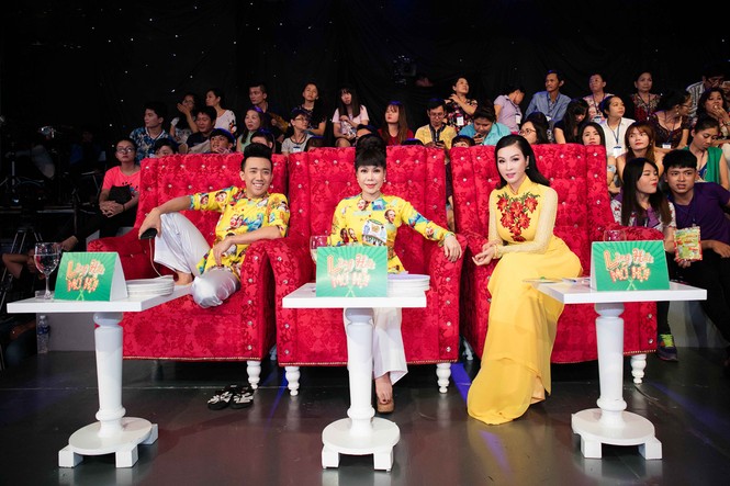 Việt Hương, Thanh Mai mặc áo dài vàng rực làm giám khảo - ảnh 5