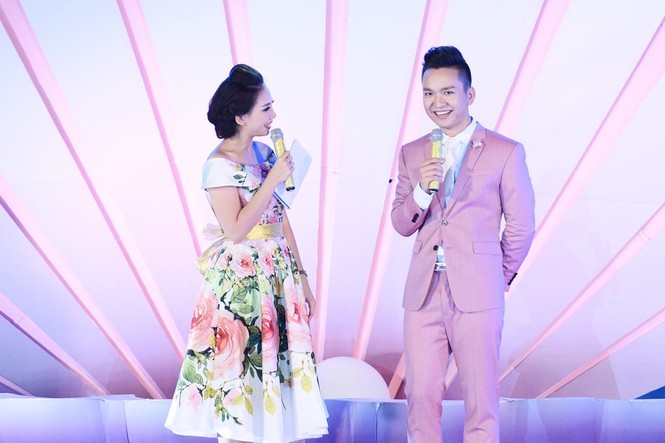 MC Hạnh Phúc 'gỡ rối' cho Tân Hoa hậu Biển - ảnh 5