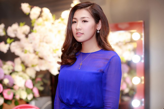 á hậu thụy vân - ảnh 2