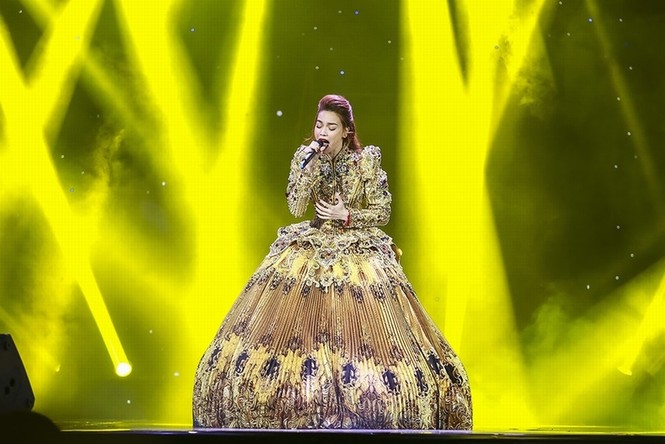 Phạm Hương, Lan Khuê thân thiết ở show Hà Hồ - ảnh 11