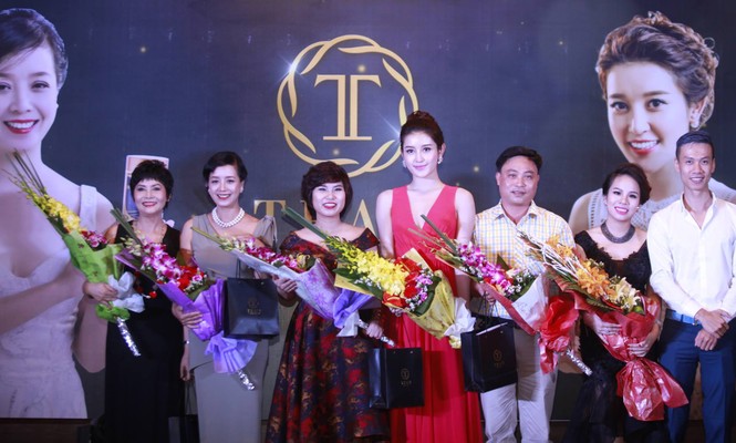 Ca sĩ Mạnh Đình bất ngờ về nước làm liveshow - ảnh 8
