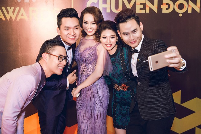 Á hậu Tú Anh bất ngờ đổi phong cách cá tính trên thảm đỏ - ảnh 7