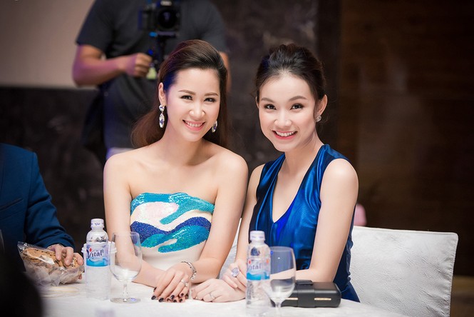 Dương Thuỳ Linh, Đan Lê cùng 'khoe' ông xã ở sự kiện - ảnh 4