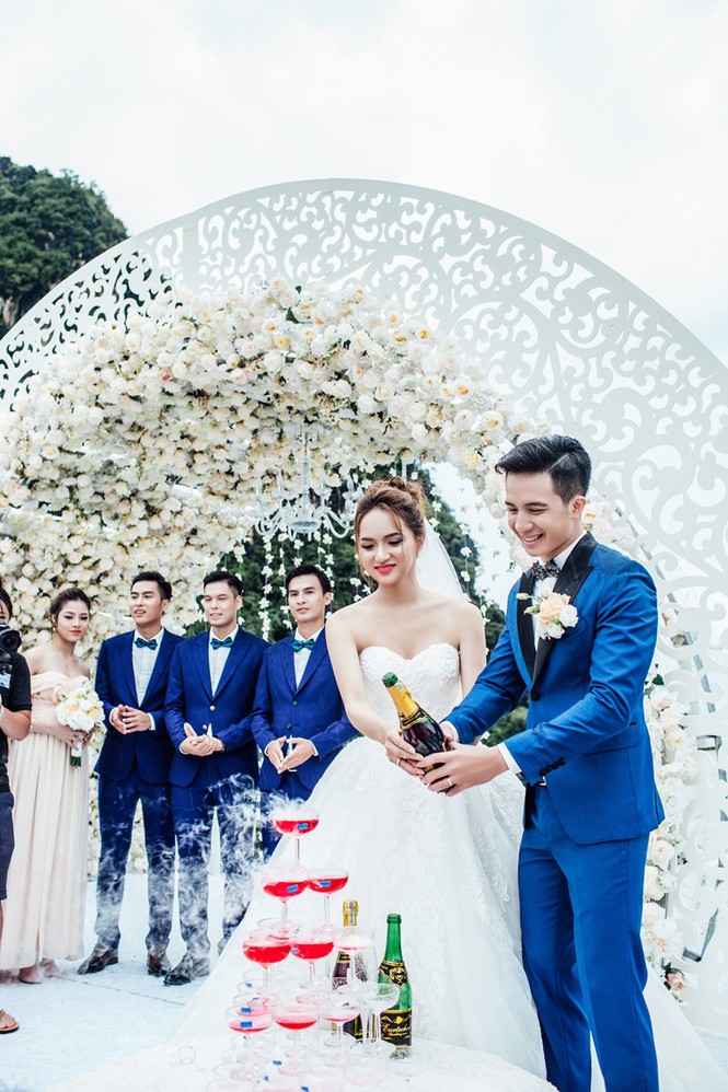 Hương Giang Idol diện váy cưới lộng lẫy ở vịnh Hạ Long - ảnh 1