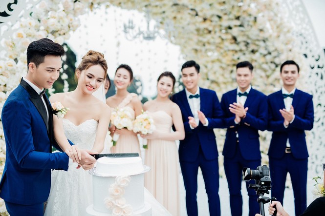 Hương Giang Idol diện váy cưới lộng lẫy ở vịnh Hạ Long - ảnh 8