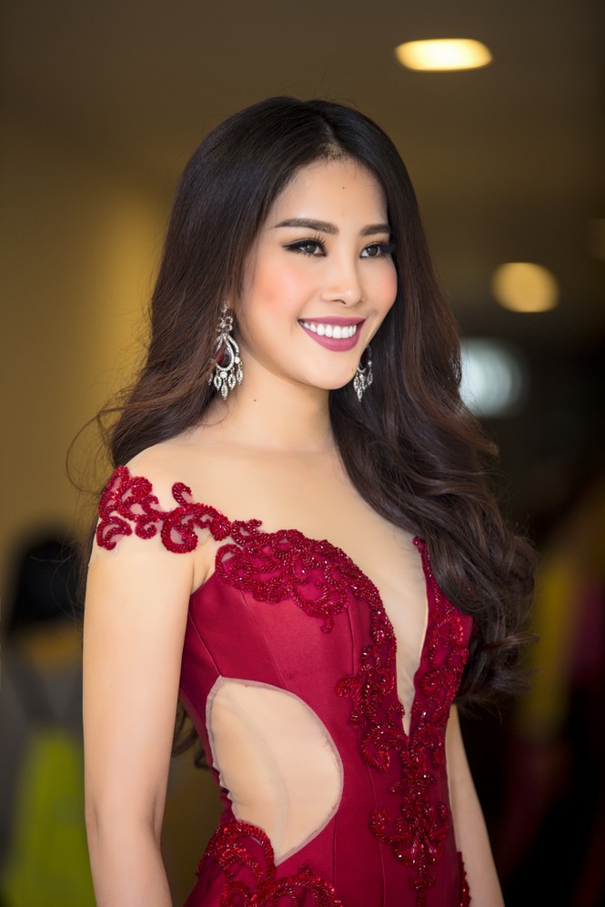 Nam Em quyến rũ dự thảm đỏ sau khi trở về từ Miss Earth - ảnh 2
