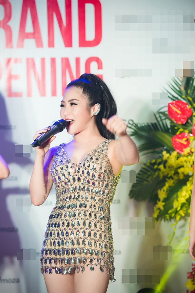 Ngọc Hân, Huyền My diện đồ phong cách giữa trời giá rét - ảnh 5