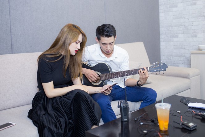 Hương Giang Idol hé lộ 'tình cũ' là vũ công điển trai Quang Đăng - ảnh 6