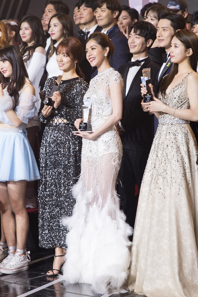 Chi Pu xuất hiện trên đài KBS sau chiến thắng tại Asia Artist Awards 2016 - ảnh 8