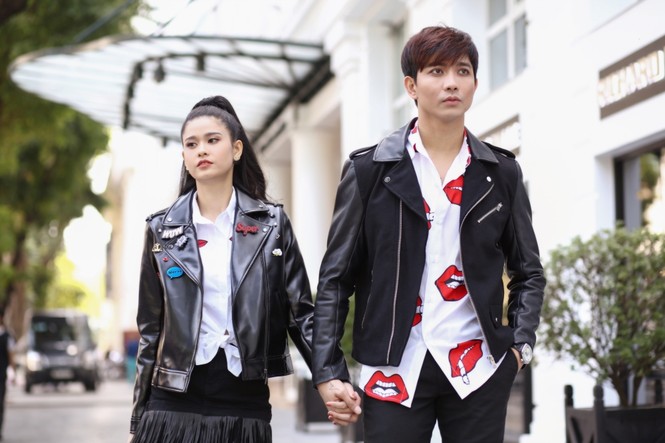 Tim - Trương Quỳnh Anh diện đồ đôi 'cực chất' dạo phố Hà Nội - ảnh 5