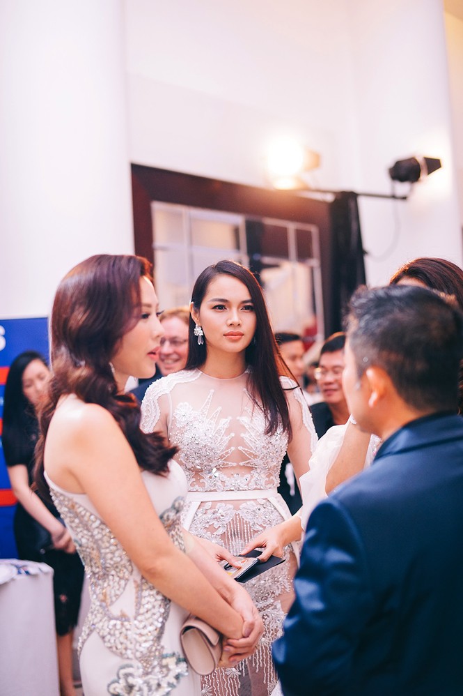Á hậu Diễm Châu quyến rũ bên diễn viên Chi Bảo - ảnh 5