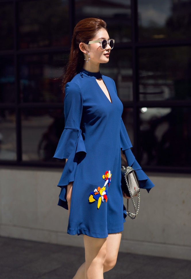 Á hậu Thùy Dung khác lạ với phong cách streetstyle rực rỡ - ảnh 4