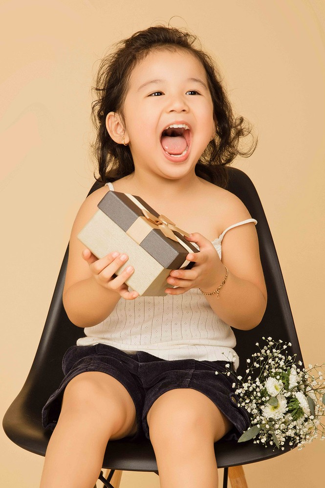 Jennifer Phạm sang Mỹ dưỡng thai chuẩn bị sinh con thứ ba - ảnh 9