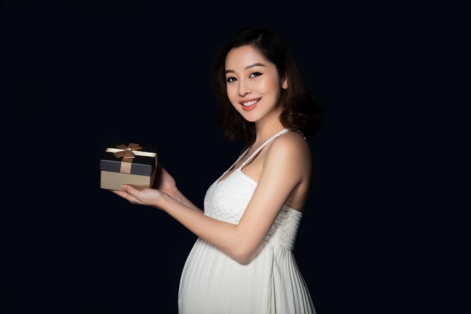 Jennifer Phạm sang Mỹ dưỡng thai chuẩn bị sinh con thứ ba - ảnh 6