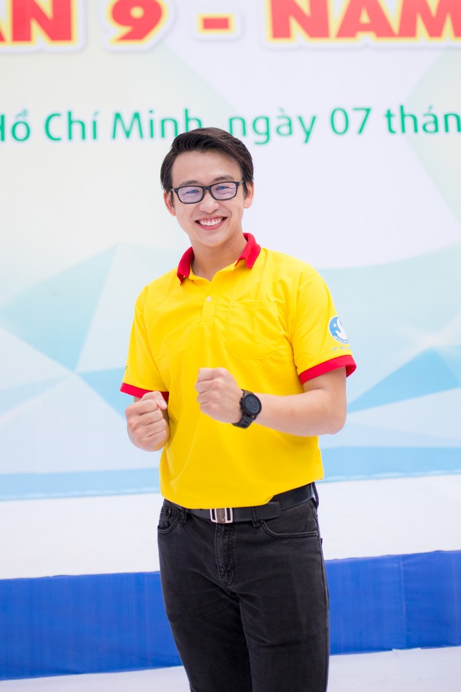 Á hậu Thùy Dung rạng rỡ tham dự lễ ra quân Xuân tình nguyện 2017 - ảnh 7