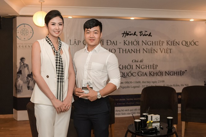 Á hậu Thanh Tú lắng nghe Ngọc Hân chia sẻ về khởi nghiệp - ảnh 8