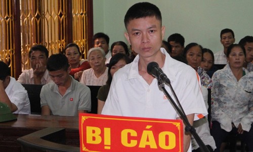 Điều khiển xe tải lấn đường, 3 người trên xe khách tử vong - ảnh 1