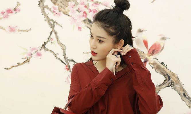 Á hậu Huyền My cá tính giữa dàn người đẹp diện áo dài - ảnh 3