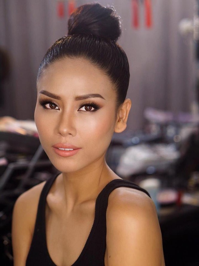 Nguyễn Thị Loan liên tục 'thả thính' về việc đi thi Miss Universe - ảnh 2