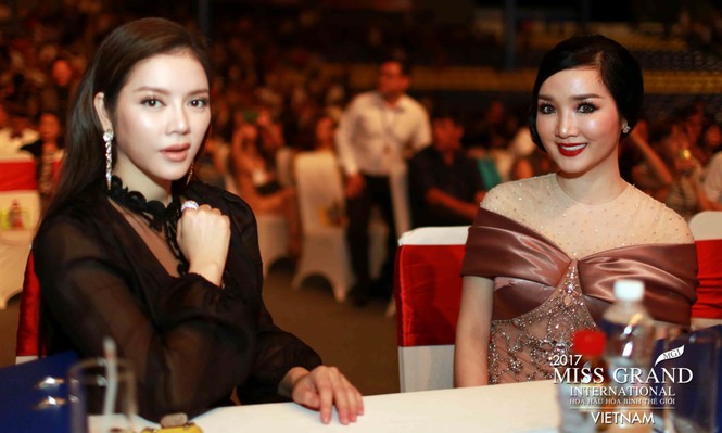 Giáng My hội ngộ Lý Nhã Kỳ trên ghế giám khảo bán kết Miss Grand - ảnh 5