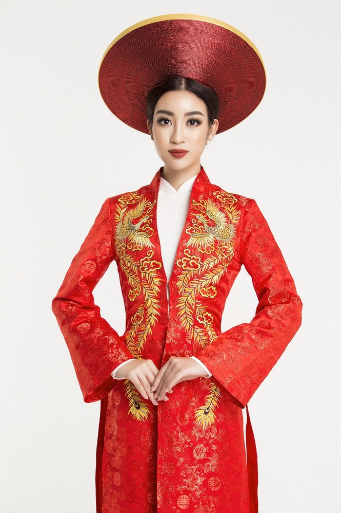 Mỹ Linh mặc áo dài, đánh đàn bầu tại phần thi tài năng ở Miss World - ảnh 1