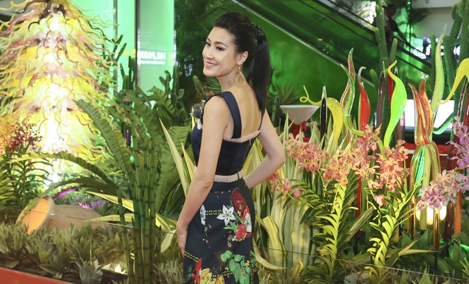 Chi Pu quyến rũ, Gil Lê 'menly' cùng dự sự kiện - ảnh 6
