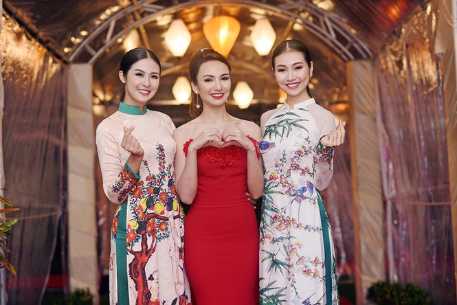 Ngọc Hân cùng dàn người đẹp diễn áo dài tại tiệc chào mừng APEC - ảnh 4
