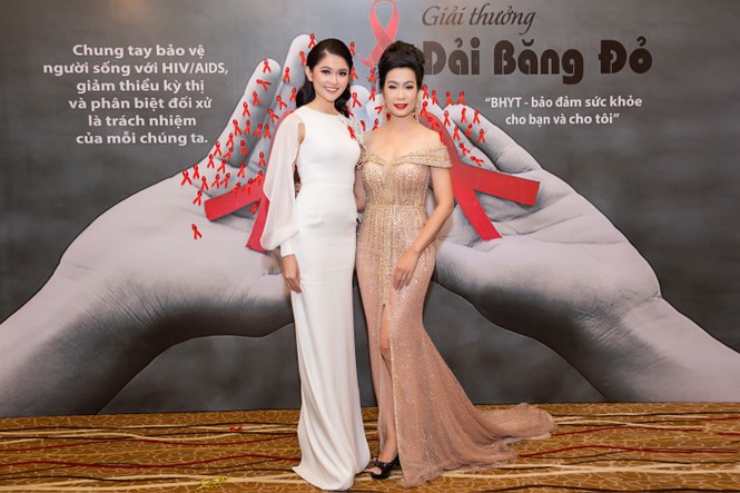 Á hậu Thuỳ Dung lần đầu dự sự kiện sau Hoa hậu quốc tế 2017 - ảnh 6