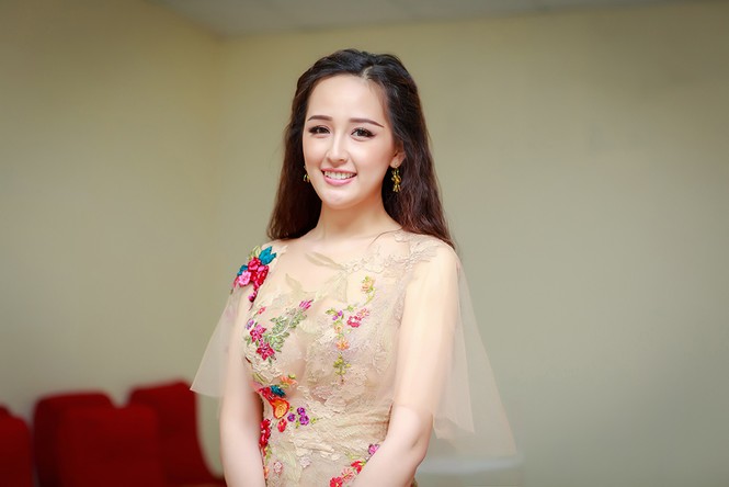 Mai Phương Thuý rạng rỡ trong tiệc mừng tân Hoa hậu Hoàn vũ Việt Nam - ảnh 5