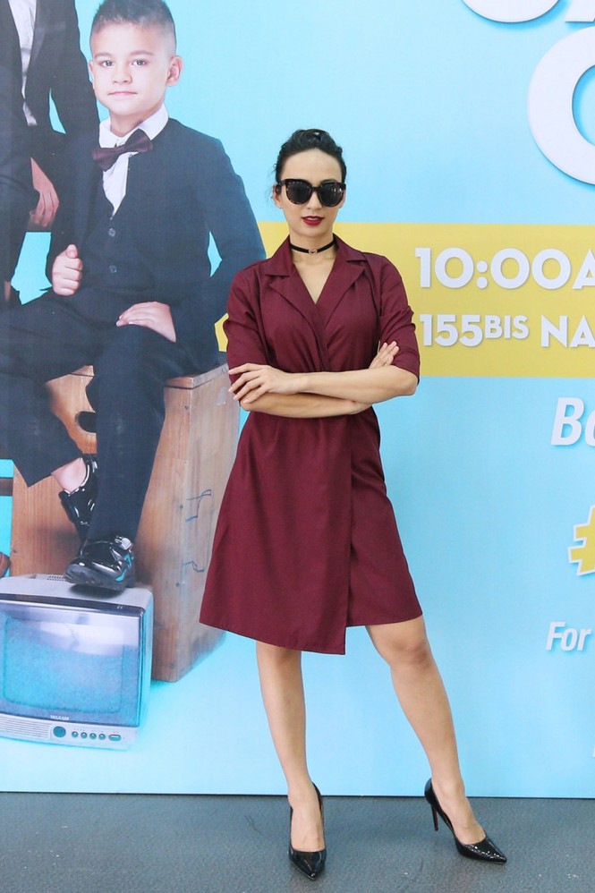 Á hậu Diễm Trang diện váy đỏ rực xẻ sâu đầy cuốn hút tại sự kiện - ảnh 5