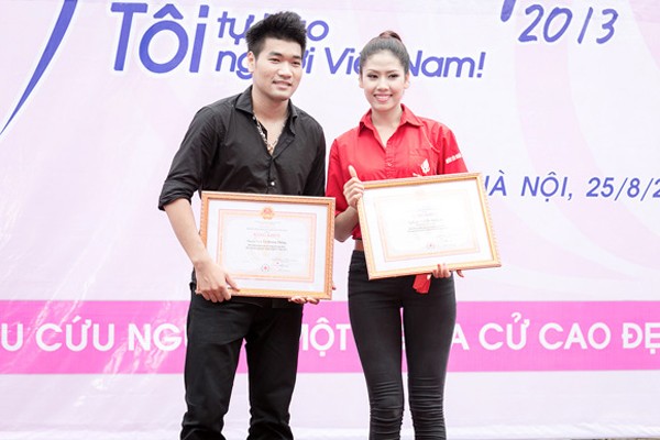 Những Hoa hậu, Á hậu từng nhận bằng khen vì công tác hiến máu - ảnh 5
