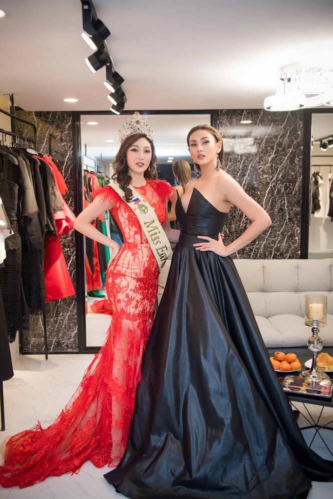 Diễm Hương hở bạo dưới tiết trời 10 độ, 'đọ sắc' Hoa hậu Trái đất 2017 - ảnh 10
