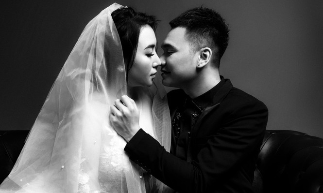 Khắc Việt tung ảnh cưới đen trắng bên vợ DJ nóng bỏng trước 'giờ G' - ảnh 4