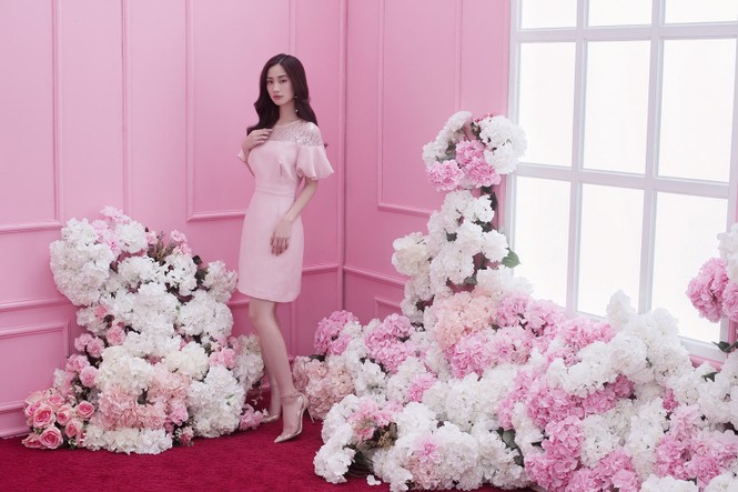 'Ngọc nữ' mới Jun Vũ khoe vẻ đẹp mong manh không kém Hà Tăng - ảnh 11