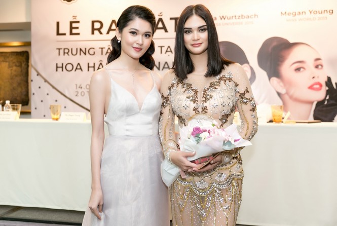 Á hậu Việt Nam 2016 khoe vai trần thon thả và quyến rũ - ảnh 6