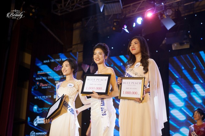 MC Phan Anh và 'bà trùm hoa hậu' ngồi ghế nóng Miss Báo chí - ảnh 9