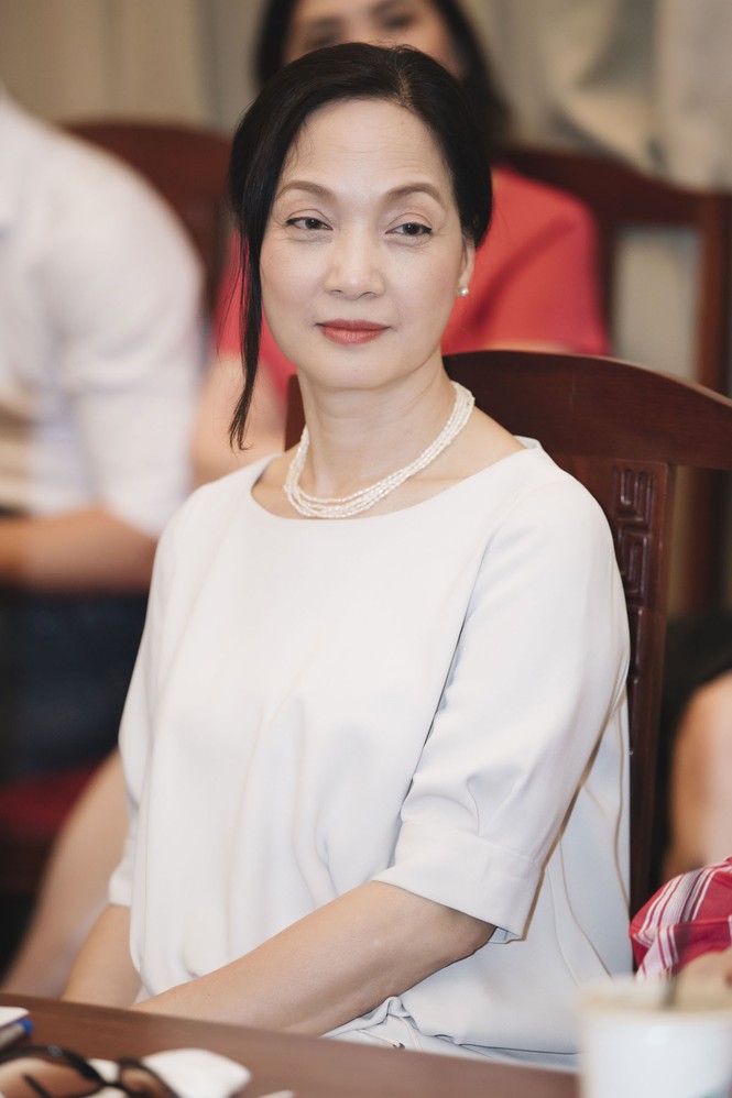 Vân Dung, Bảo Thanh rạng rỡ hội ngộ các đồng nghiệp - ảnh 8