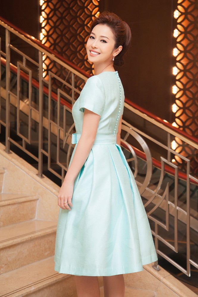 Jennifer Phạm trẻ đẹp ngỡ ngàng ở tuổi 34 khiến nhiều đàn em nể phục - ảnh 4