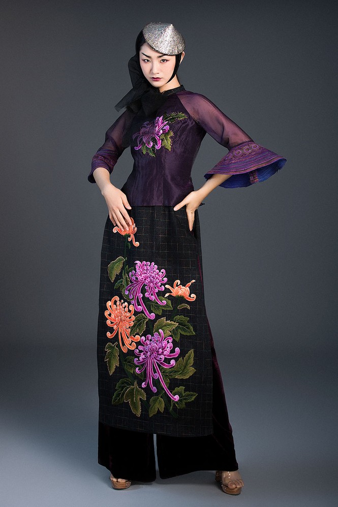 Trà My Next Top Model ma mị với bộ sưu tập áo dài chất liệu thổ cẩm - ảnh 1