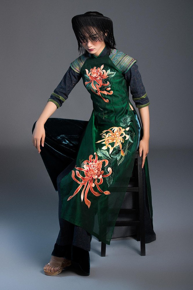 Trà My Next Top Model ma mị với bộ sưu tập áo dài chất liệu thổ cẩm - ảnh 6