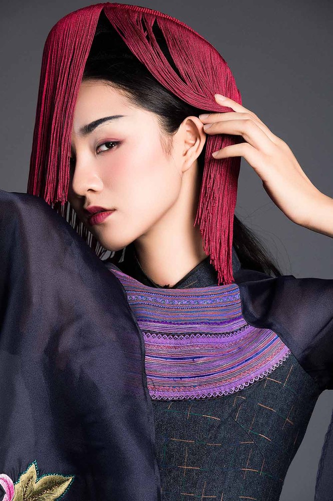 Trà My Next Top Model ma mị với bộ sưu tập áo dài chất liệu thổ cẩm - ảnh 10