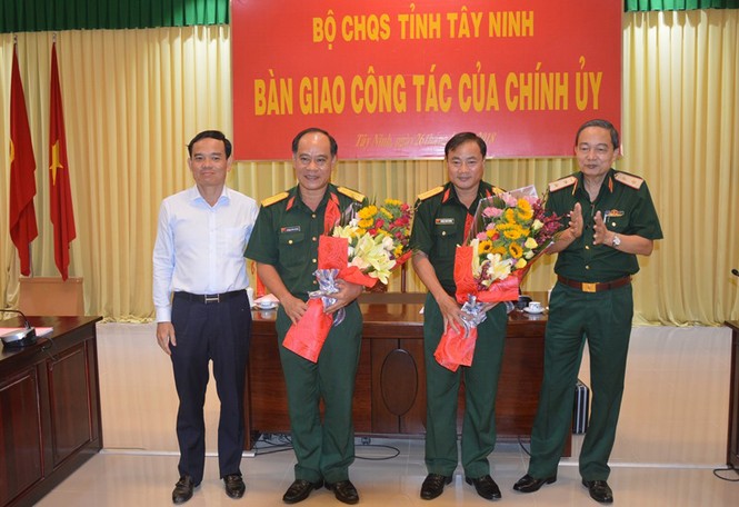 Triển khai quyết định nhân sự của Bộ Quốc phòng - ảnh 1