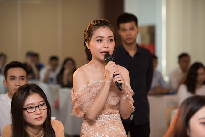 Xuất hiện các hotgirl xinh đẹp trong tour tuyển sinh Hoa hậu VN 2018 - ảnh 4